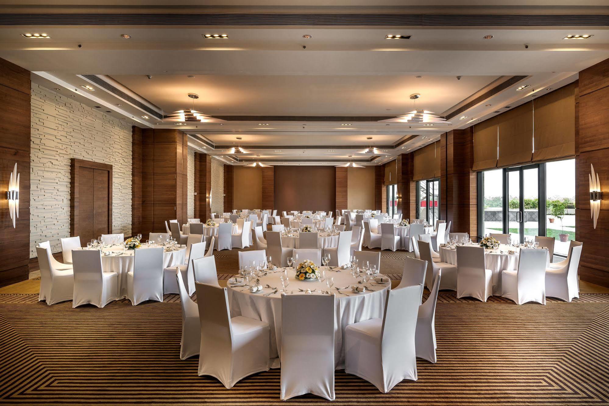 Hyatt Raipur Hotel Exterior photo